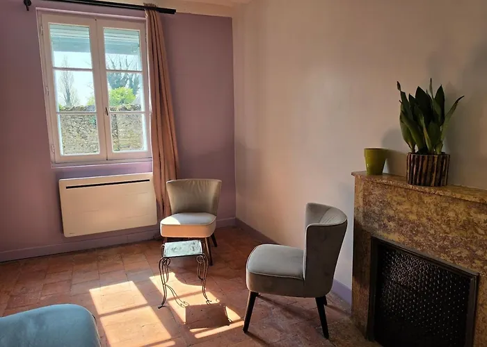 L'antre-neuf - 9p, Piscine, Arrivee Autonome, Wifi 度假居